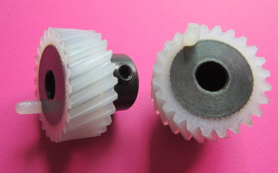 501 502 503 778 SEWING MACHINE FEED SHAFT GEAR WORKS ON SINGER 290,500